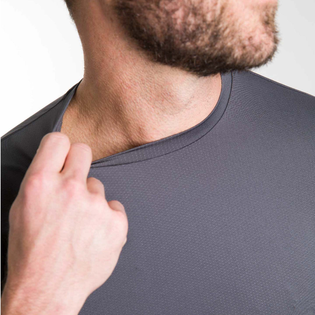 Ash & Erie Charcoal Hybrid Ultralight T-Shirt for Short Men   Hybrid Ultralight Tees