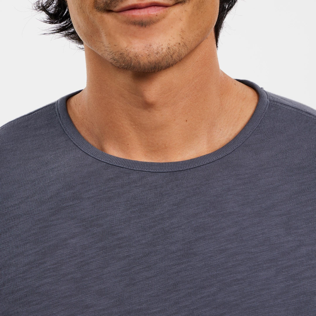 Ash & Erie Lightweight Washed Dark Grey Crew Neck T-Shirt for Short Men   Short Sleeve Premium Tee