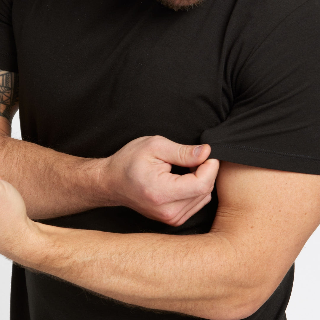 Ash & Erie Black Hybrid Tee for Short Men   Tech Tees