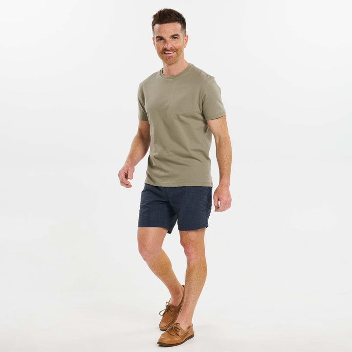 Ash & Erie Black Seersucker Deck Shorts for Short Men   Walking Shorts