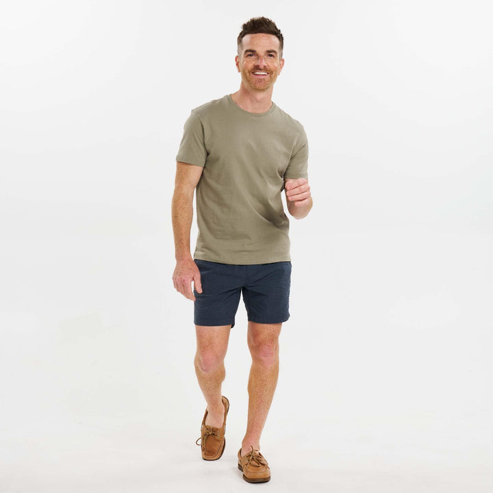 Ash & Erie Black Seersucker Deck Shorts for Short Men   Walking Shorts