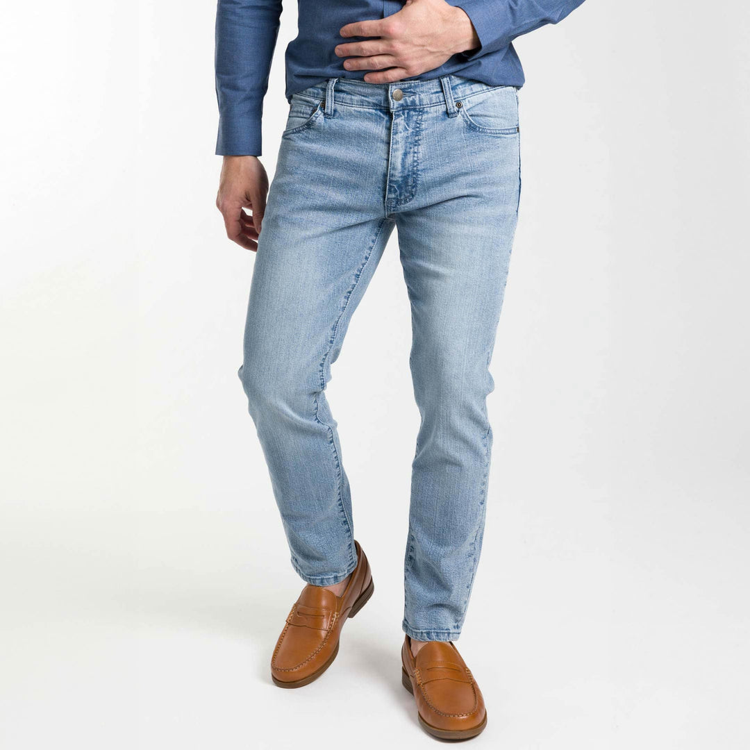 Ash & Erie Light Wash Denim Jeans for Short Men   Essential Jeans