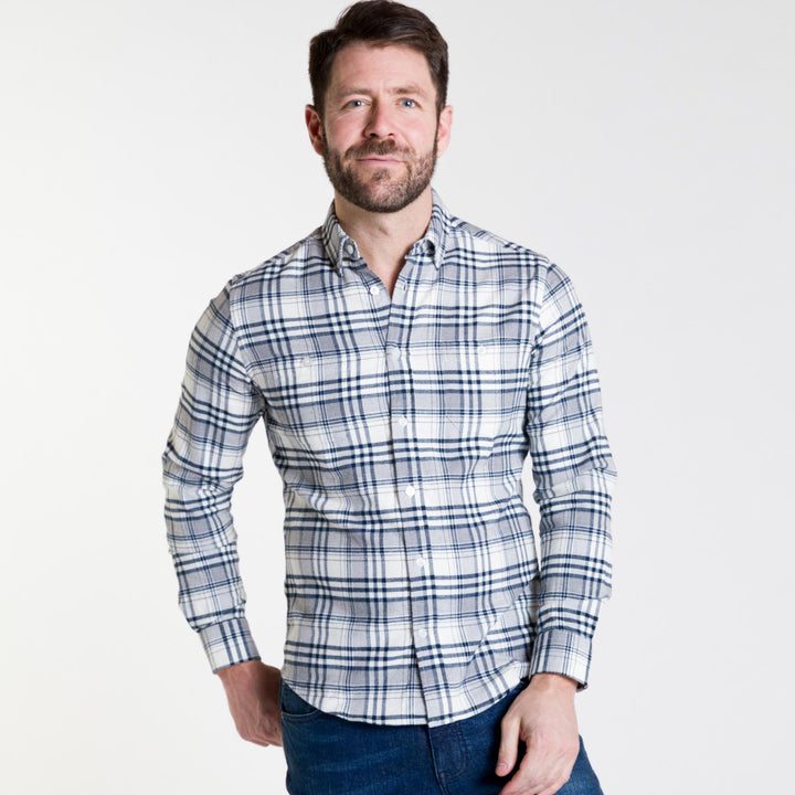 Ash & Erie Highland Plaid Flannel Button-Down Shirt for Short Men   Flannel Everyday Shirt