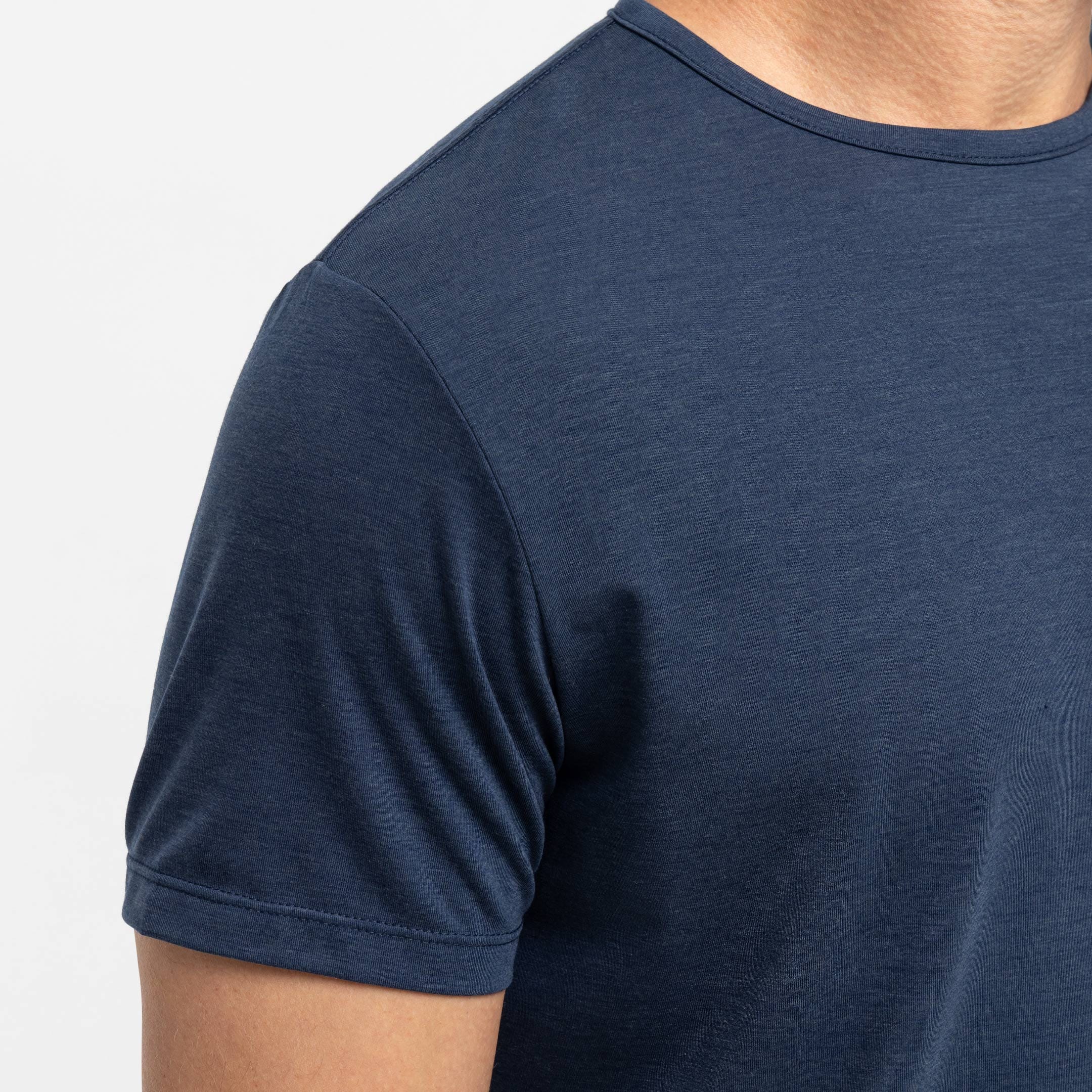 Ash & Erie Navy Hybrid Tee for Short Men   Hybrid Tees