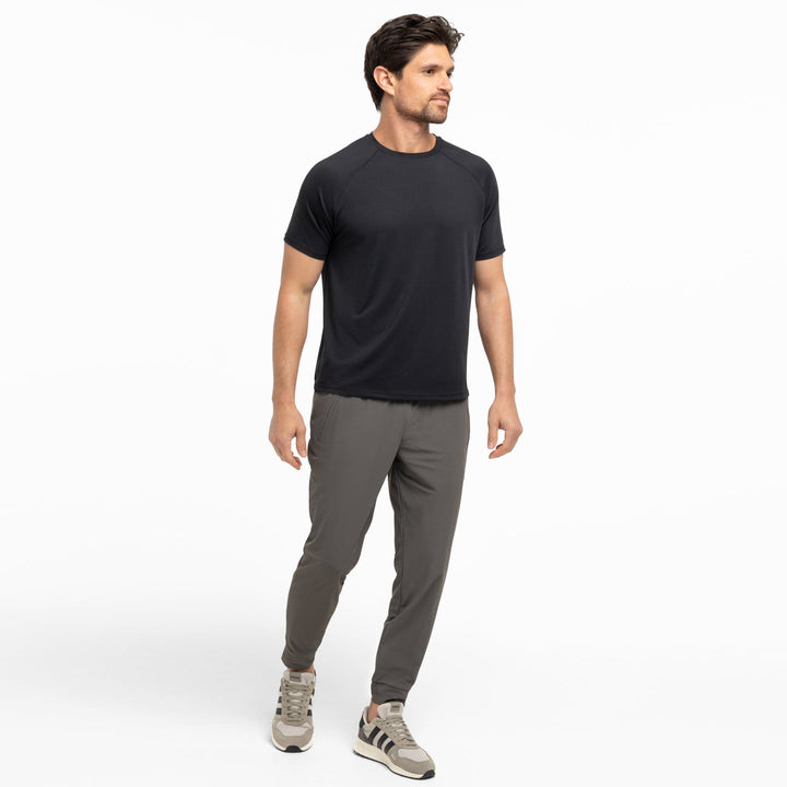 Ash & Erie Black Hybrid Ultralight T-Shirt for Short Men   Hybrid Ultralight Tees