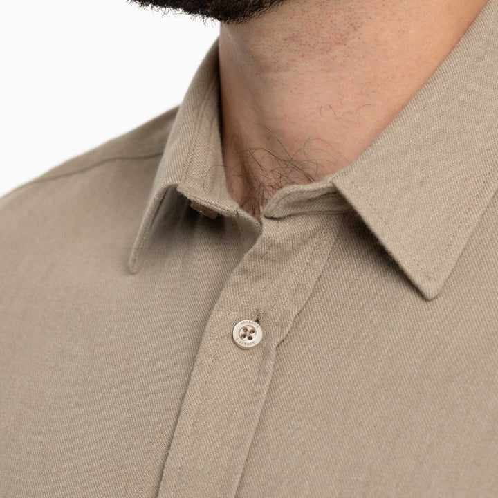 Ash & Erie Heather Sand Brushed Short Sleeve Shirt for Short Men   Short Sleeve Everyday Shirts