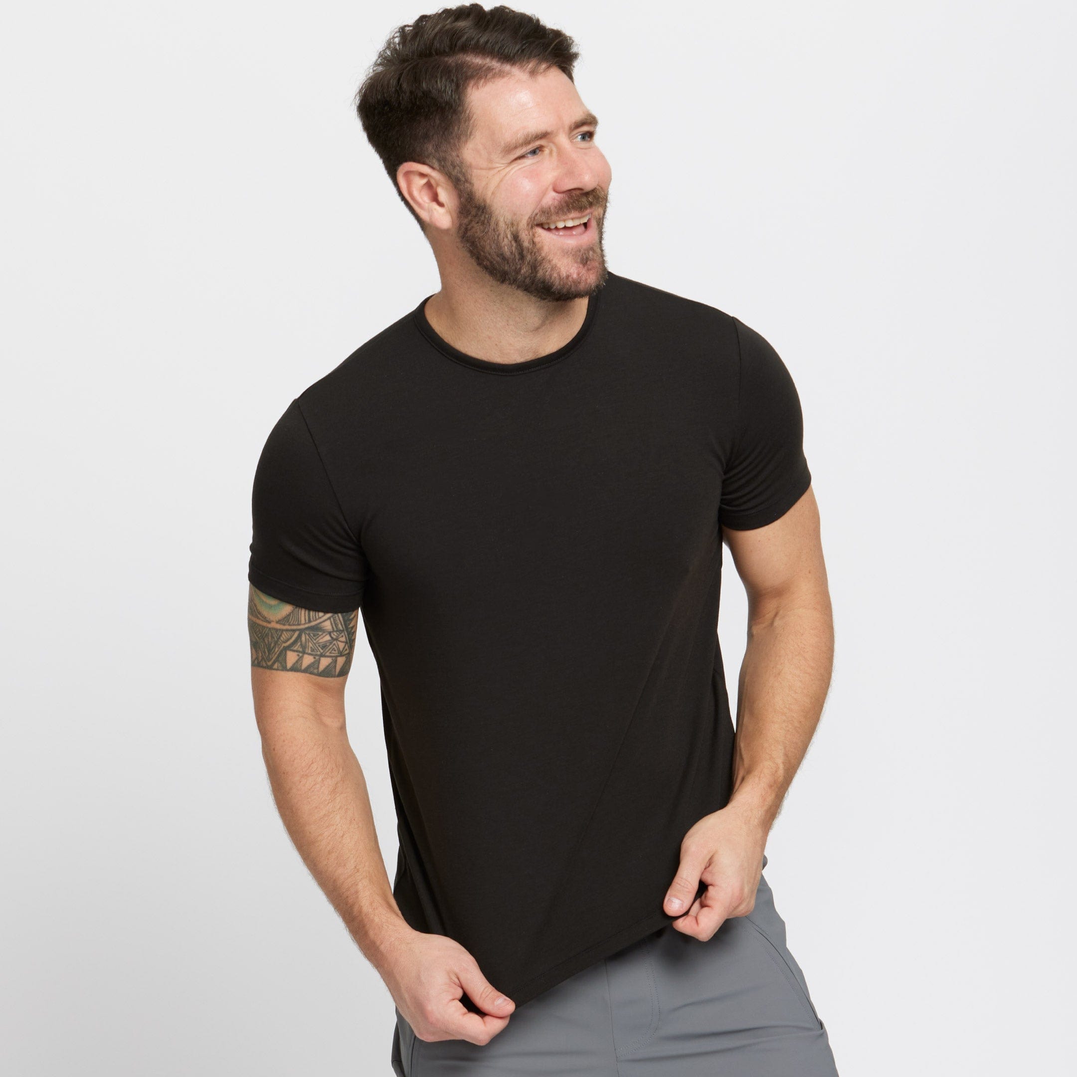 Ash & Erie Black Hybrid Tee for Short Men